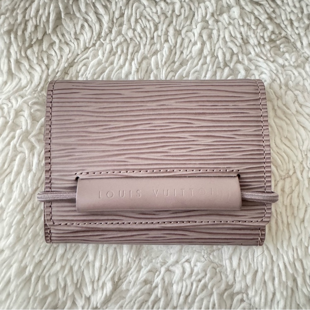 Louis Vuitton Lilac Purple Vintage 2000 Elastique Wallet